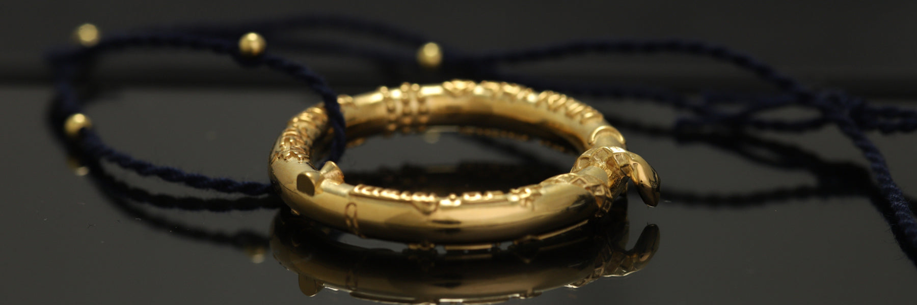Shiva Mantra Schmuck - Unsere besonderen Anhänger, Ketten und Ohrringe mit dem mächtigen Shiva Mantra - Shiva mantra jewellery - The Yoga jewellery Collection
