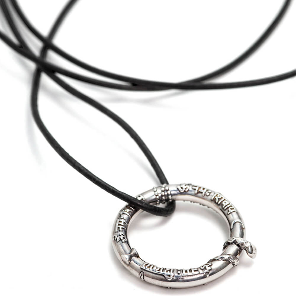 Shiva Mantra Anhänger mit Schlange aus Sterling Silber von ETERNAL BLISS - Spirituelle Yoga Schmuck Kollektion  - Shiva mantra pendant with snake made of sterling silver from the spiritual yoga jewellery collection