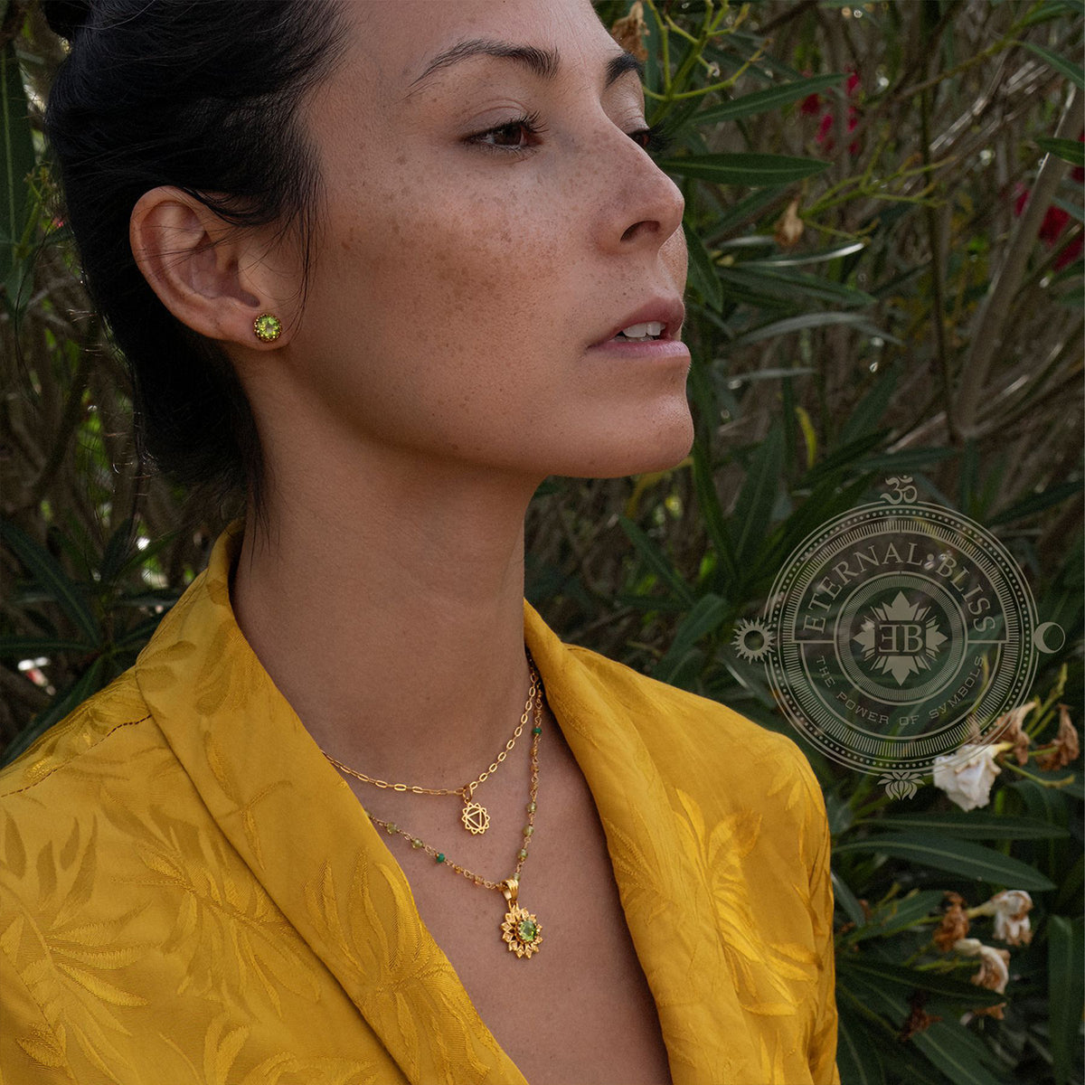 High-quality spiritual jewelry: The heart chakra collection on the theme of love from ETERNAL BLISS