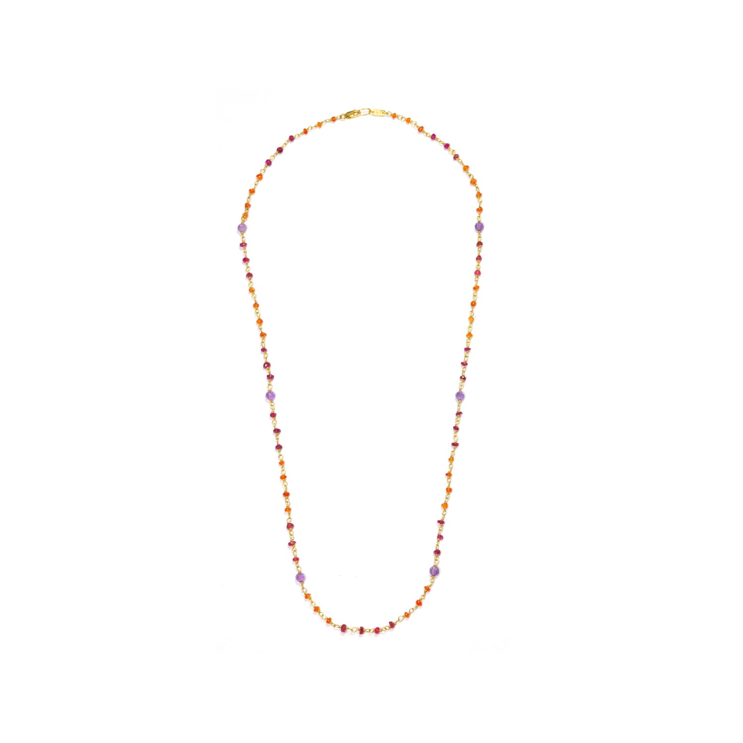 Gesamtansicht der Edelstein-Halskette "Prana" in 60cm Länge aus hochwertig vergoldetem Sterling Silber mit Rubinen, Karneolen, Amethyst und Sandelholz von Eternal Bliss