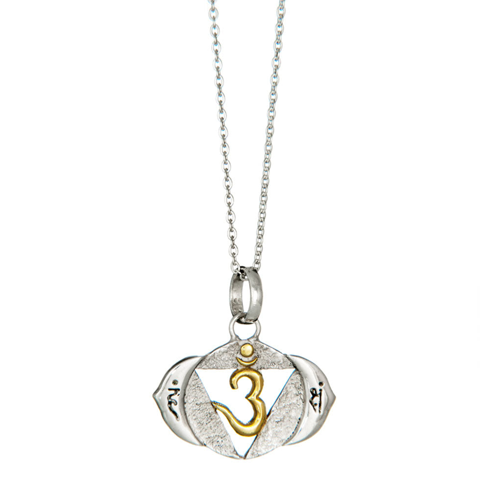 Ajna chakra pendant silver with mantra